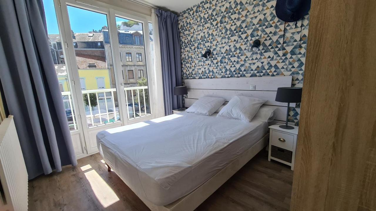 Residence Du Bord De Mer 9 Appartements Avec Une Vraie Vue Mer ル・トレポール エクステリア 写真