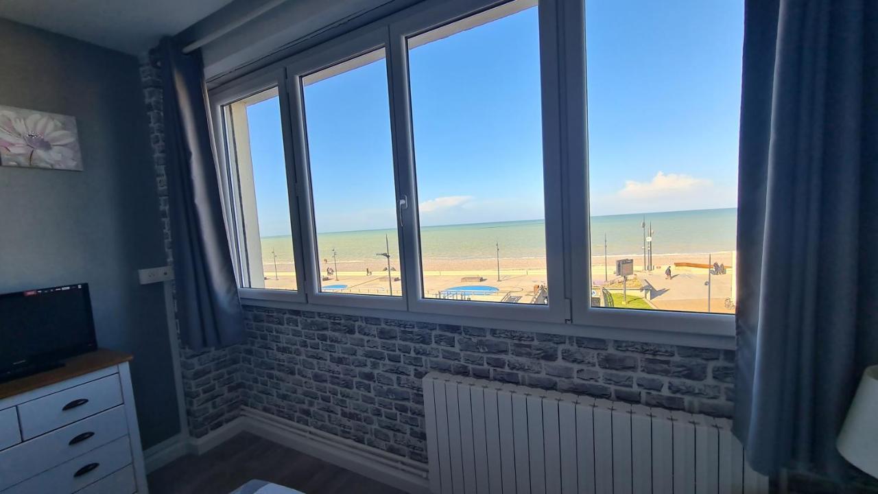 Residence Du Bord De Mer 9 Appartements Avec Une Vraie Vue Mer ル・トレポール エクステリア 写真