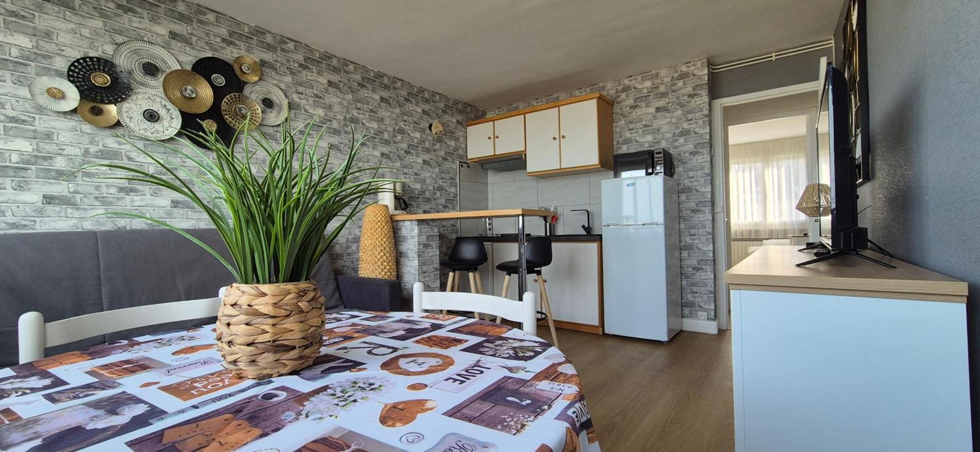 Residence Du Bord De Mer 9 Appartements Avec Une Vraie Vue Mer ル・トレポール エクステリア 写真